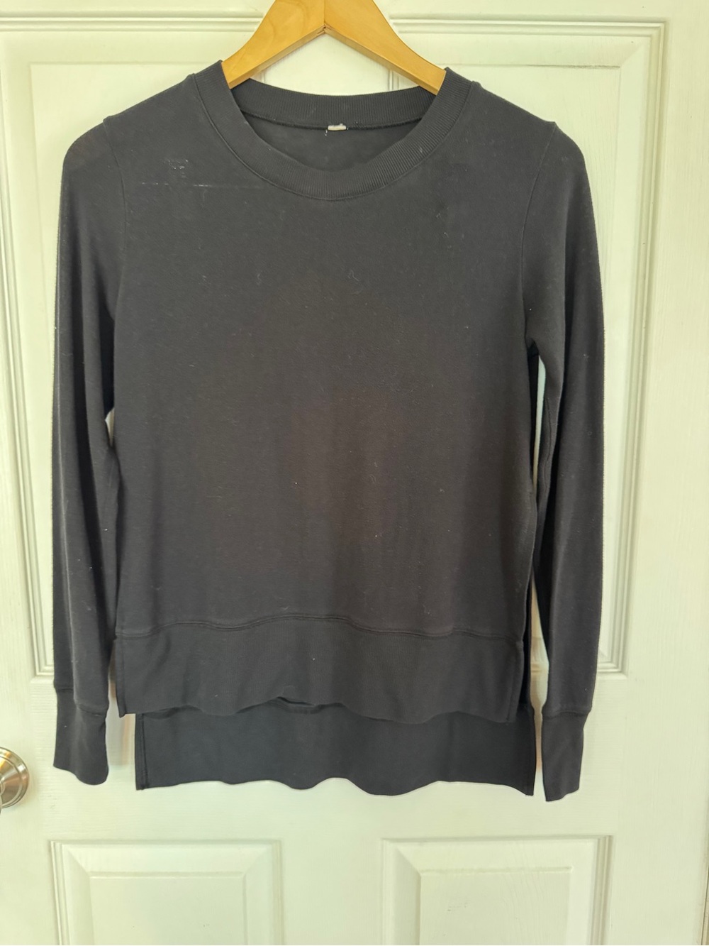 ALO Women's Black Crewneck Layered Hem Sweater